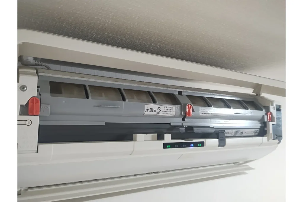 エアコン水漏れの原因（コラム用）