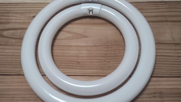 蛍光灯の製造が終了!?蛍光灯の2027年問題とは?