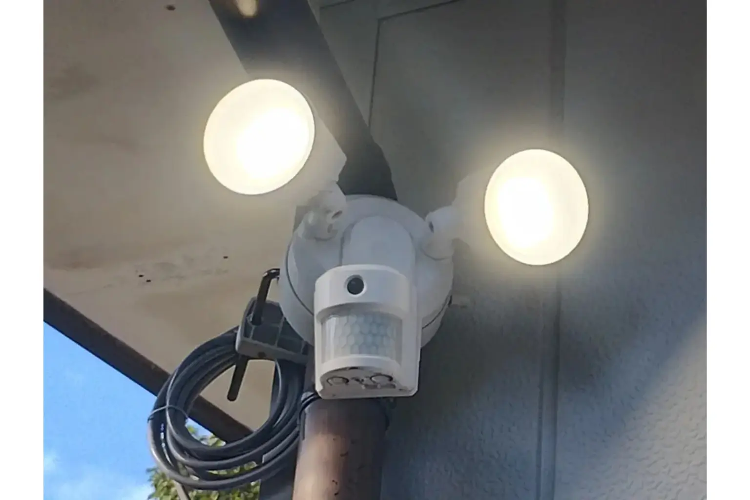 センサーライトの便利さとは？（コラム用）