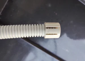 虫キャップ取付画像(サービス紹介説明用)